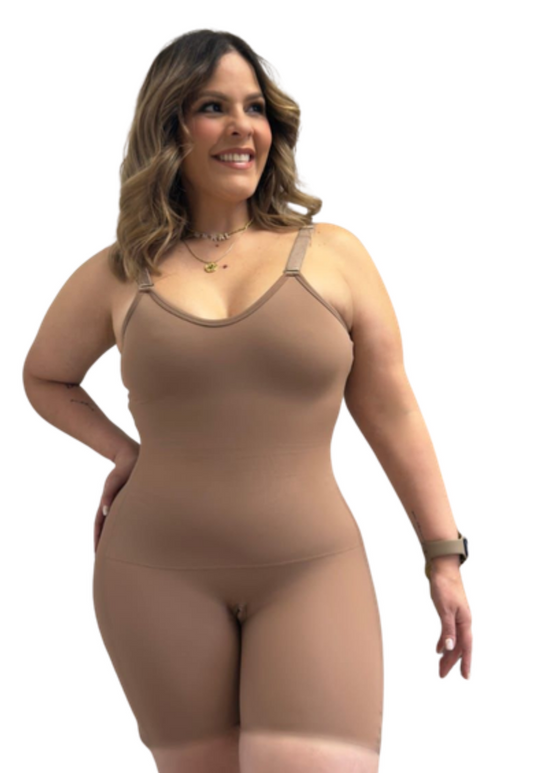 Body corto sin costuras con sujetador 251